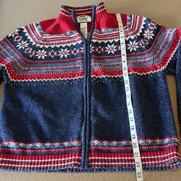 TIARA INTERNATIONAL Full Zip Sweater - Size Small - Picture 5 of 8